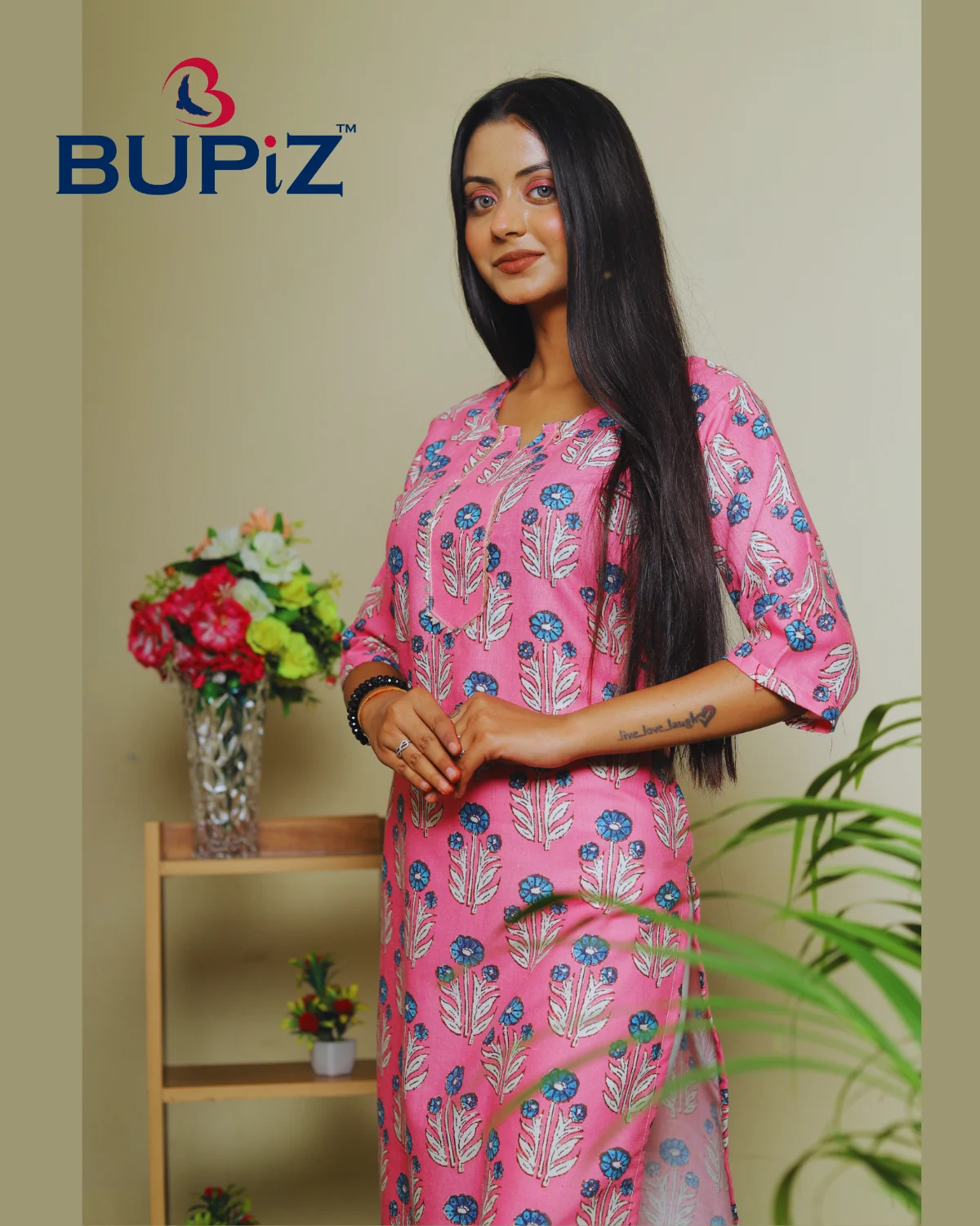 Rayon Blend Straight Solid Kurta - Image 3