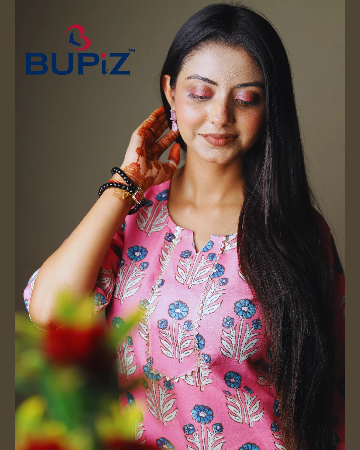 Rayon Blend Straight Solid Kurta - Image 10