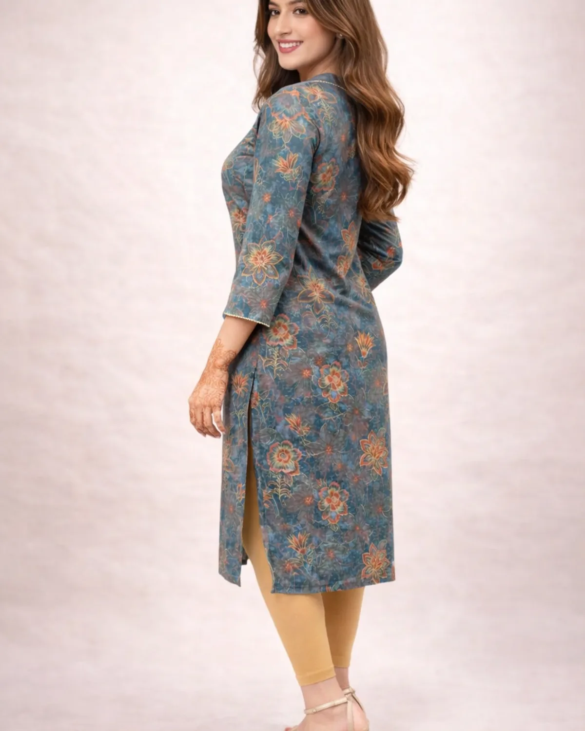 Mauve Floral Chanderi Silk Kurta - Image 12